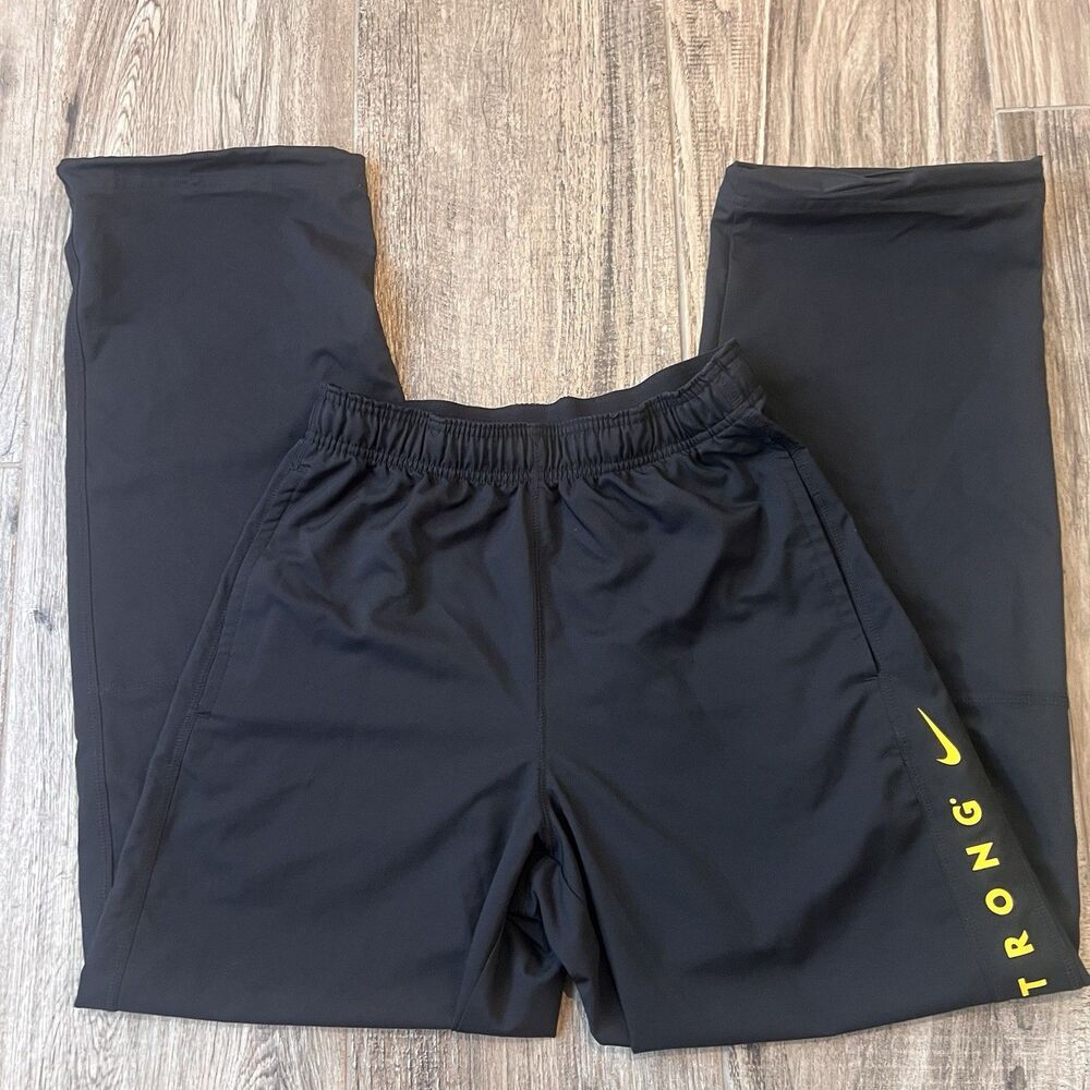 Nike Therma-Fit LIVESTRONG Men's Track Pants Sz Small Black w/yellow #130